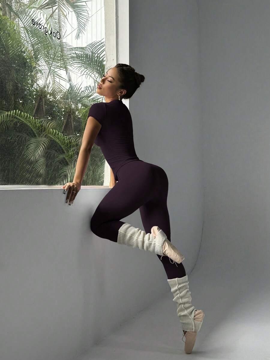fioletowe sportowe legginsy