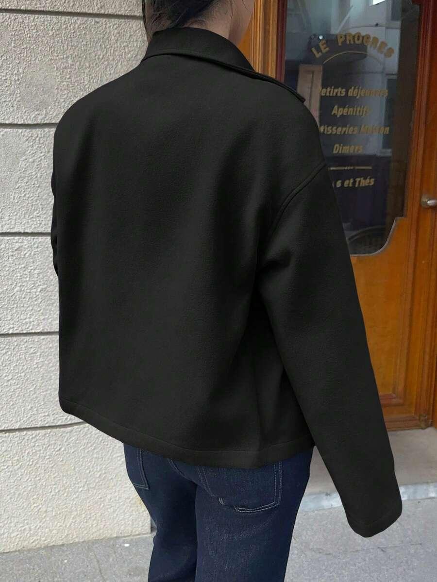CZARNY PŁASZCZ GUZIKI