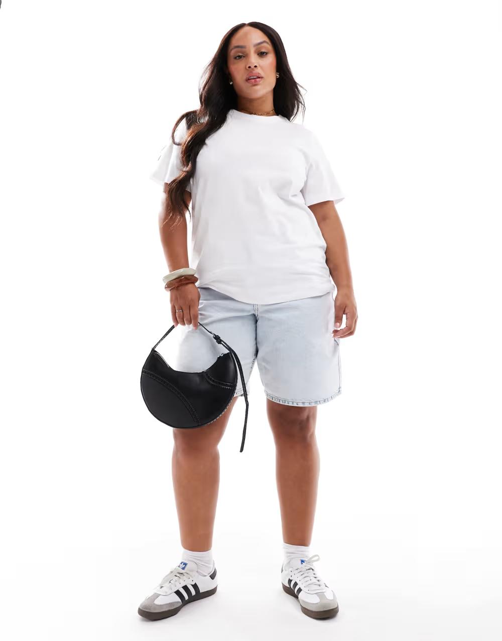 T-SHIRT OKRĄGŁY DEKOLT