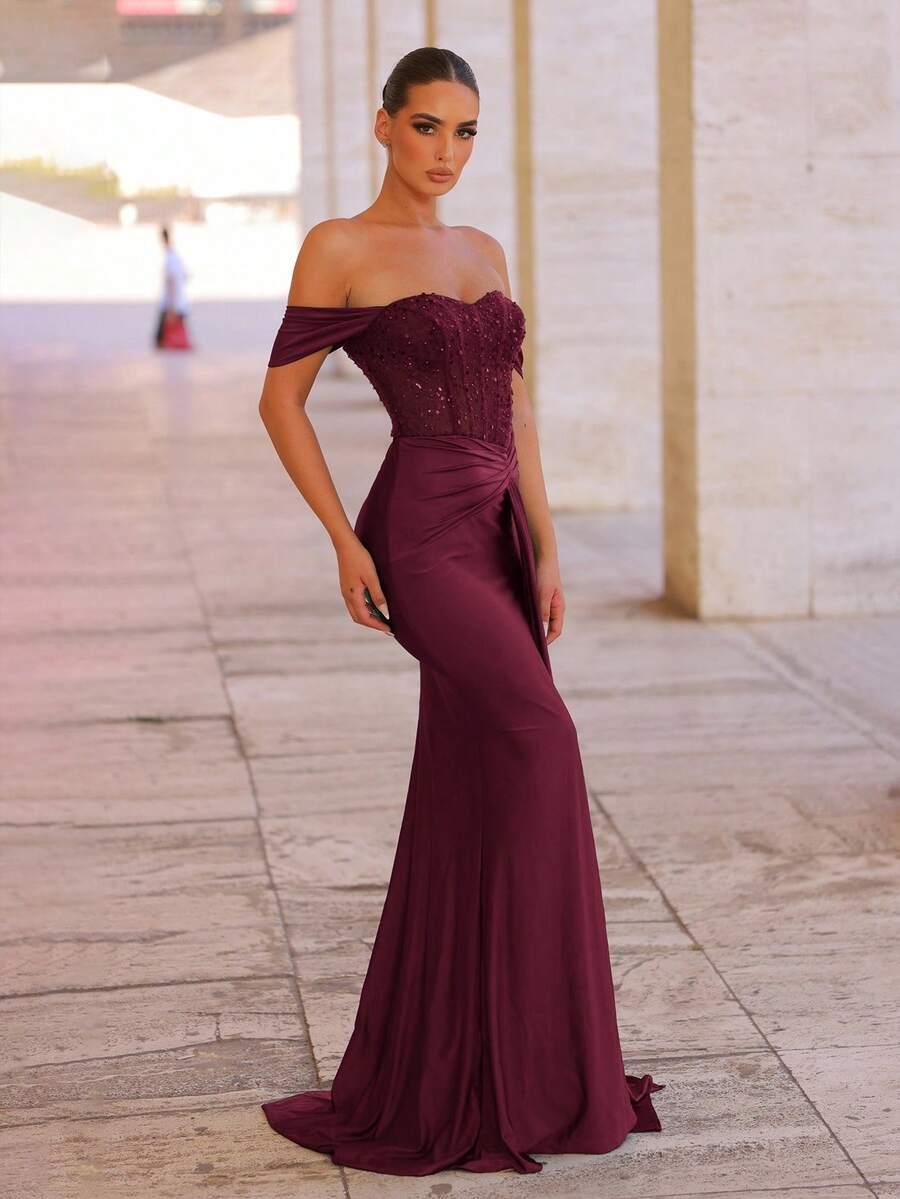 czerwona maxi sukienka