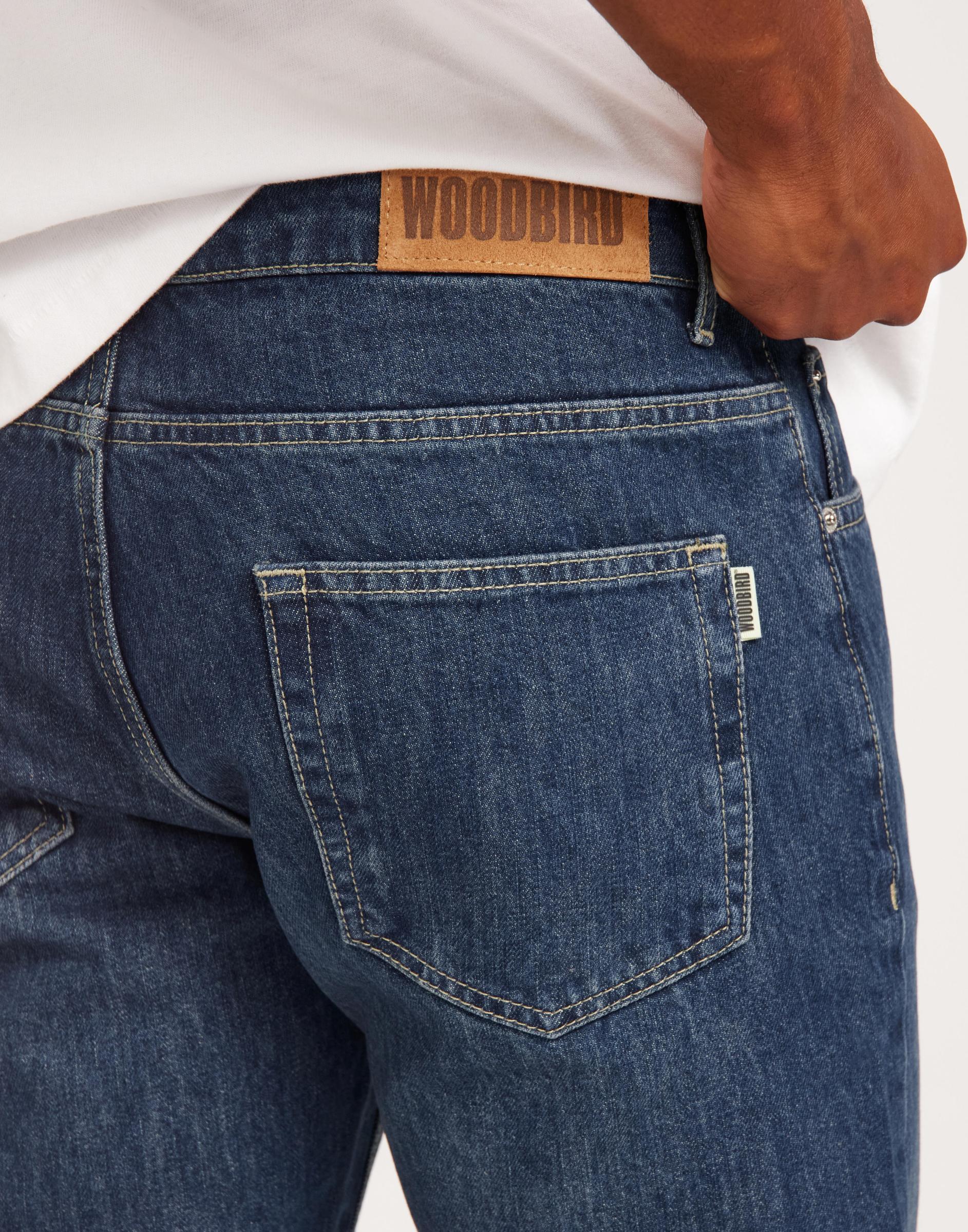 proste spodnie jeans