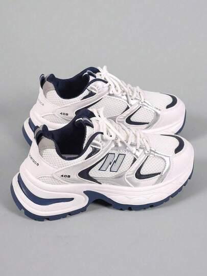 sznurowane buty sportowe