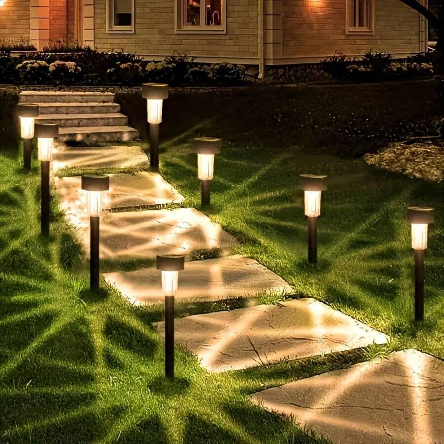 czarna lampka solarna