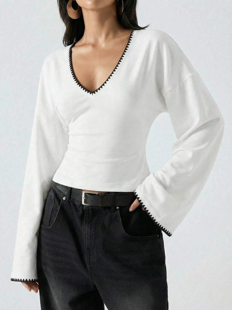 biała bluzka v-neck