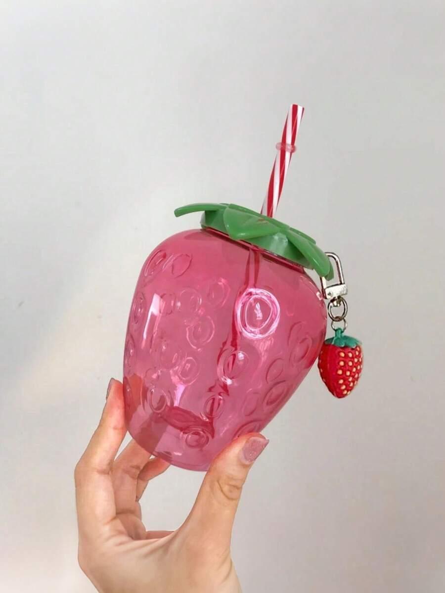plastikowy kubek słomka