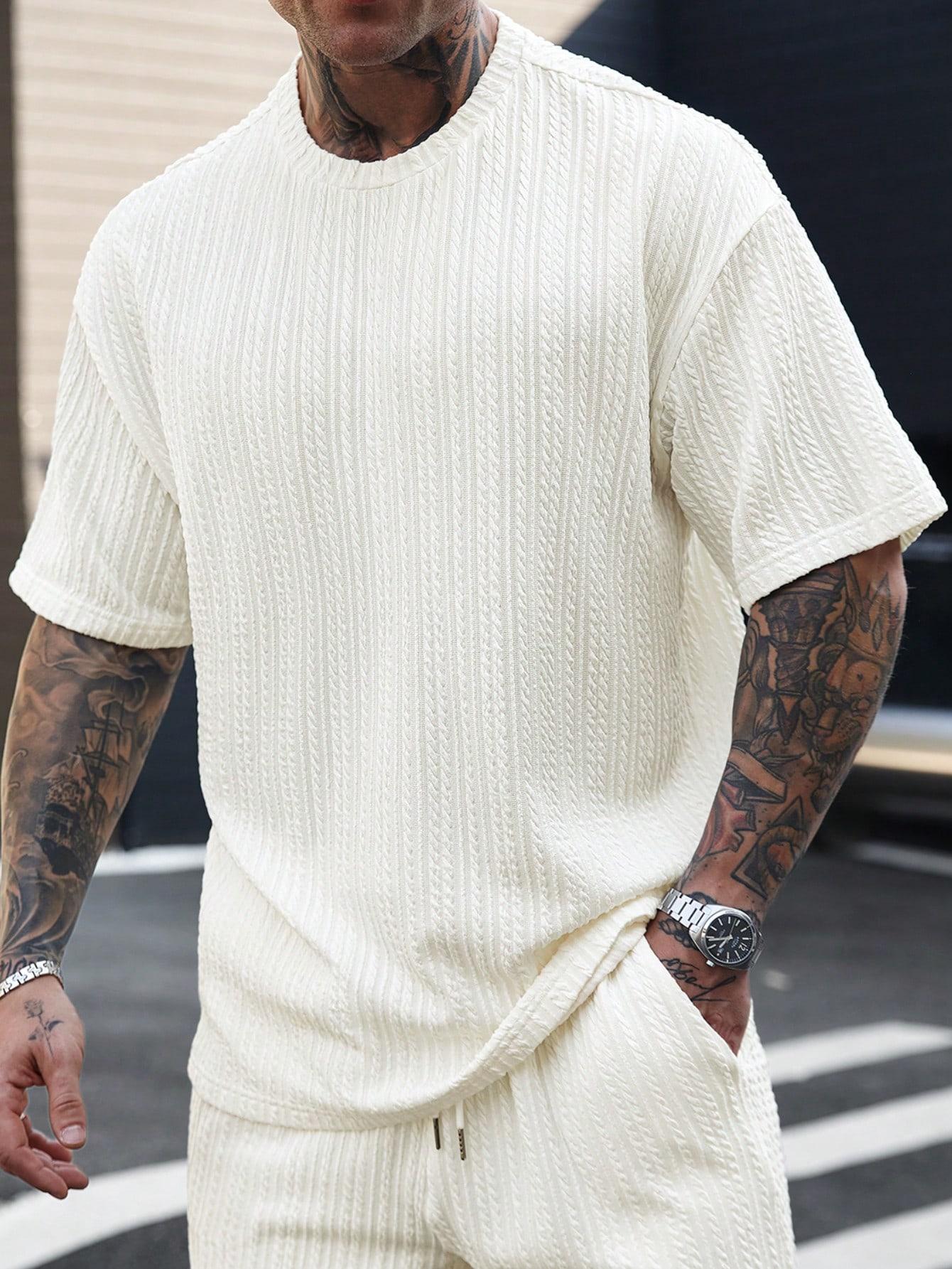 KREMOWY T-SHIRT TEKSTURA