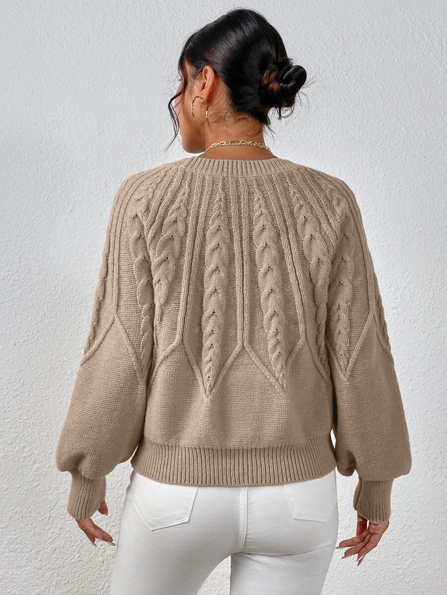 BEŻOWY SWETER OKRĄGŁY DEKOLT