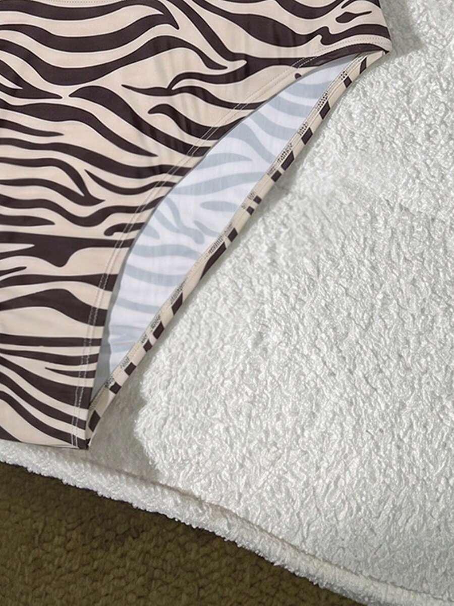 dwuczęściowy strój kąpielowy animal print