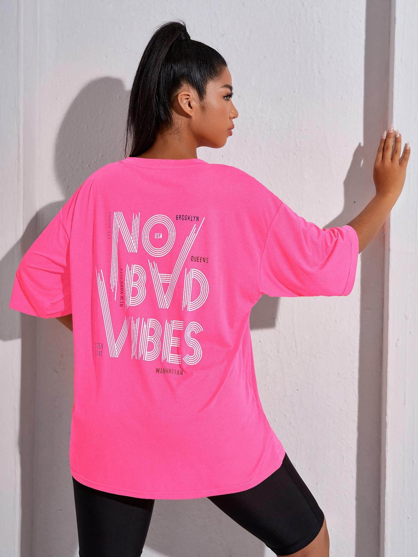 różowy t-shirt print