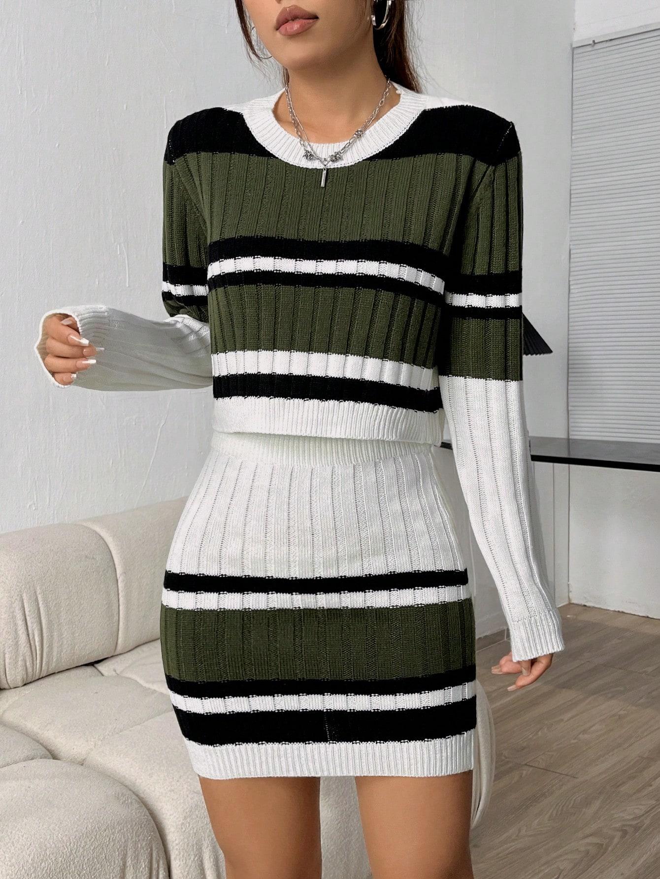KOMPLET SWETER SPÓDNICA