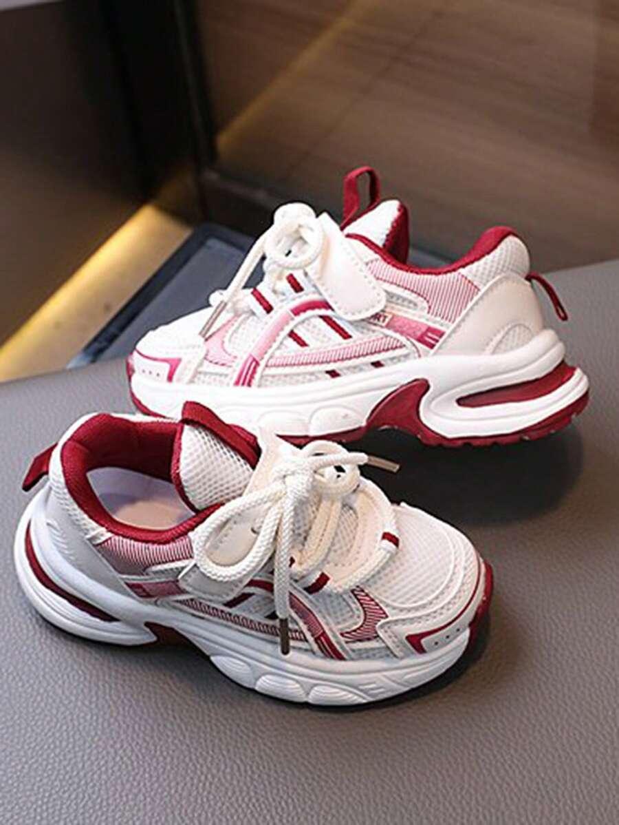 sznurowane buty sportowe 