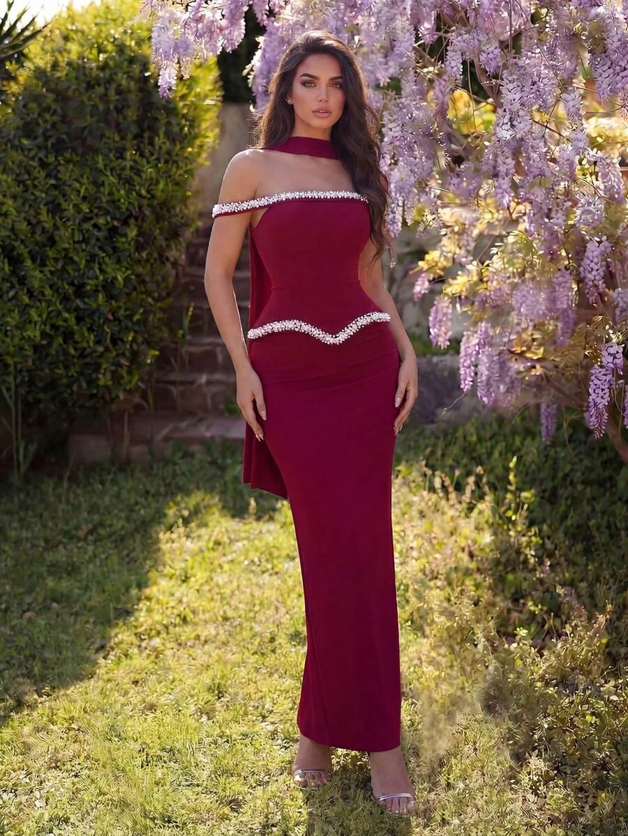 czerwona maxi sukienka