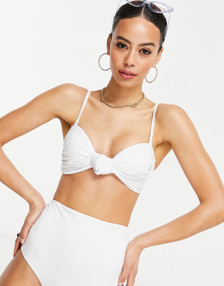 biała góra od bikini 
