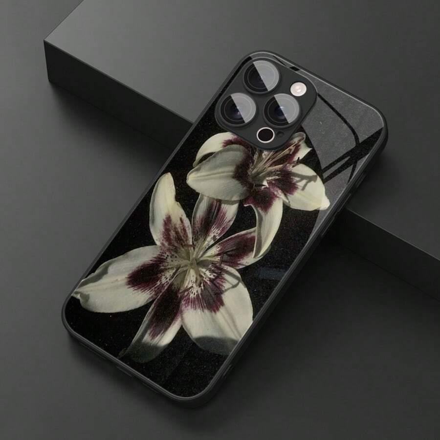 ETUI NA TELEFON IPHONE 13