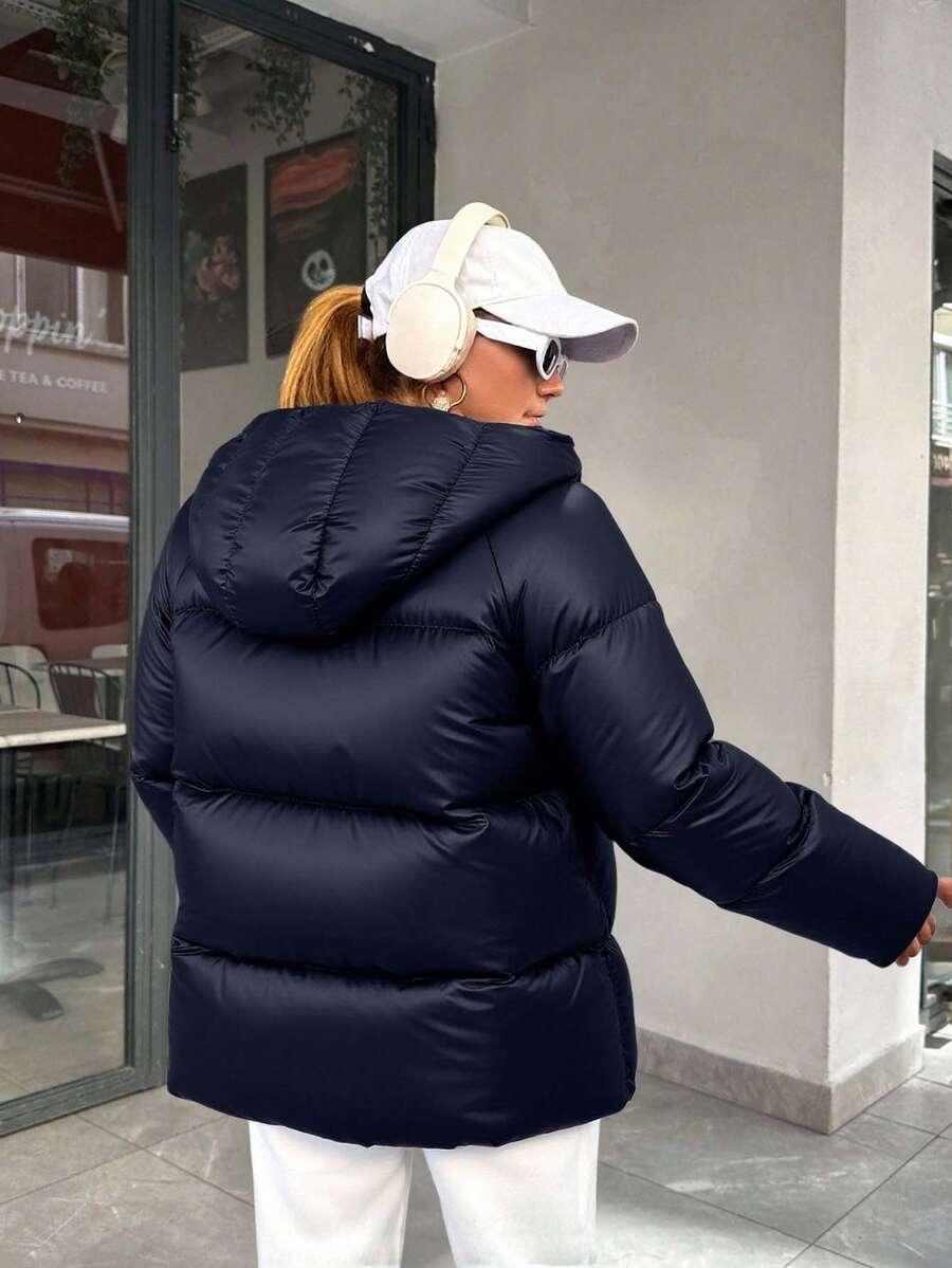 granatowa kurtka zamek