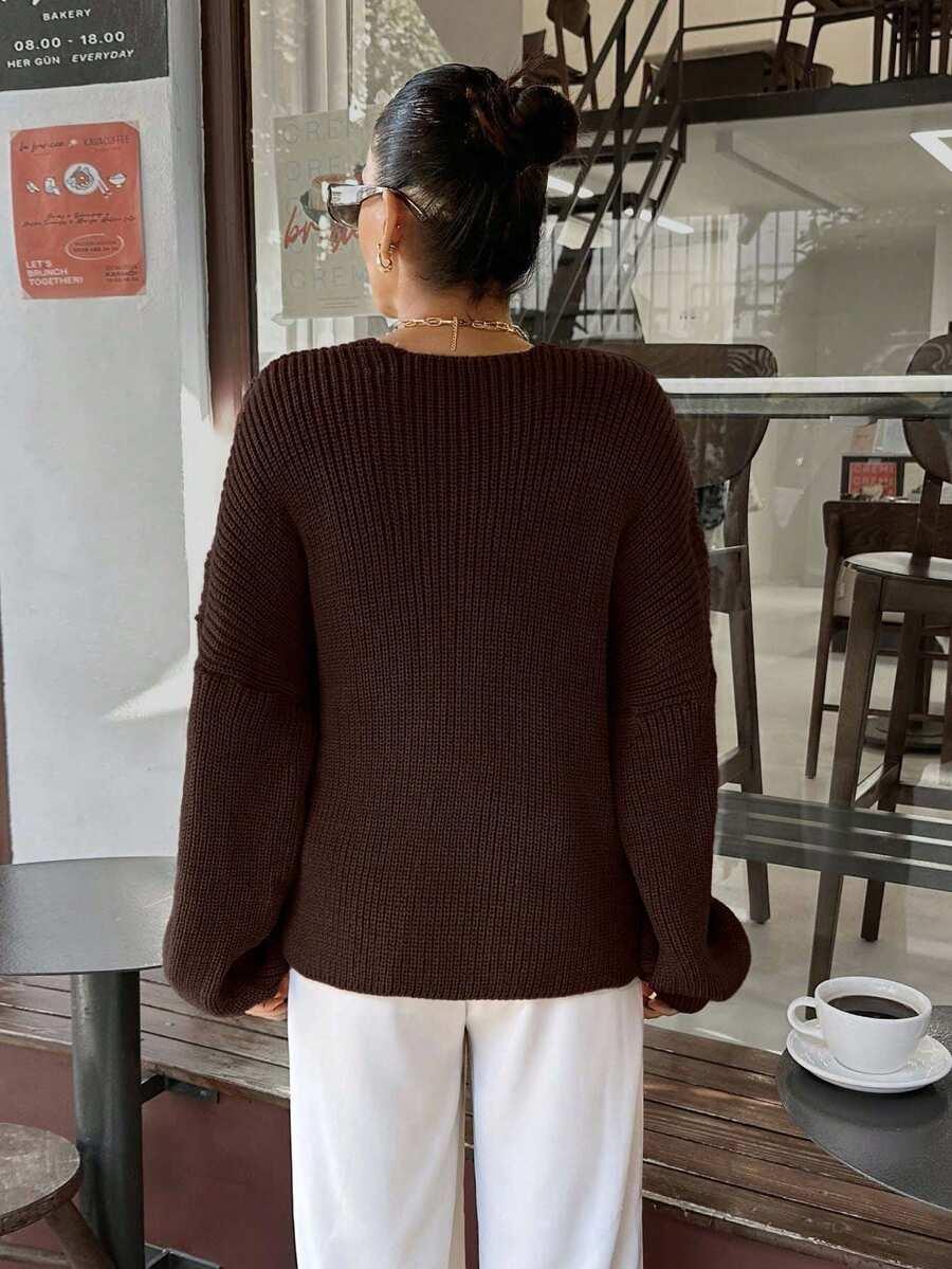 brązowy sweter wiązanie 
