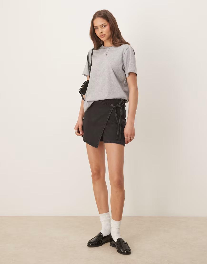 SZARY T-SHIRT BASIC