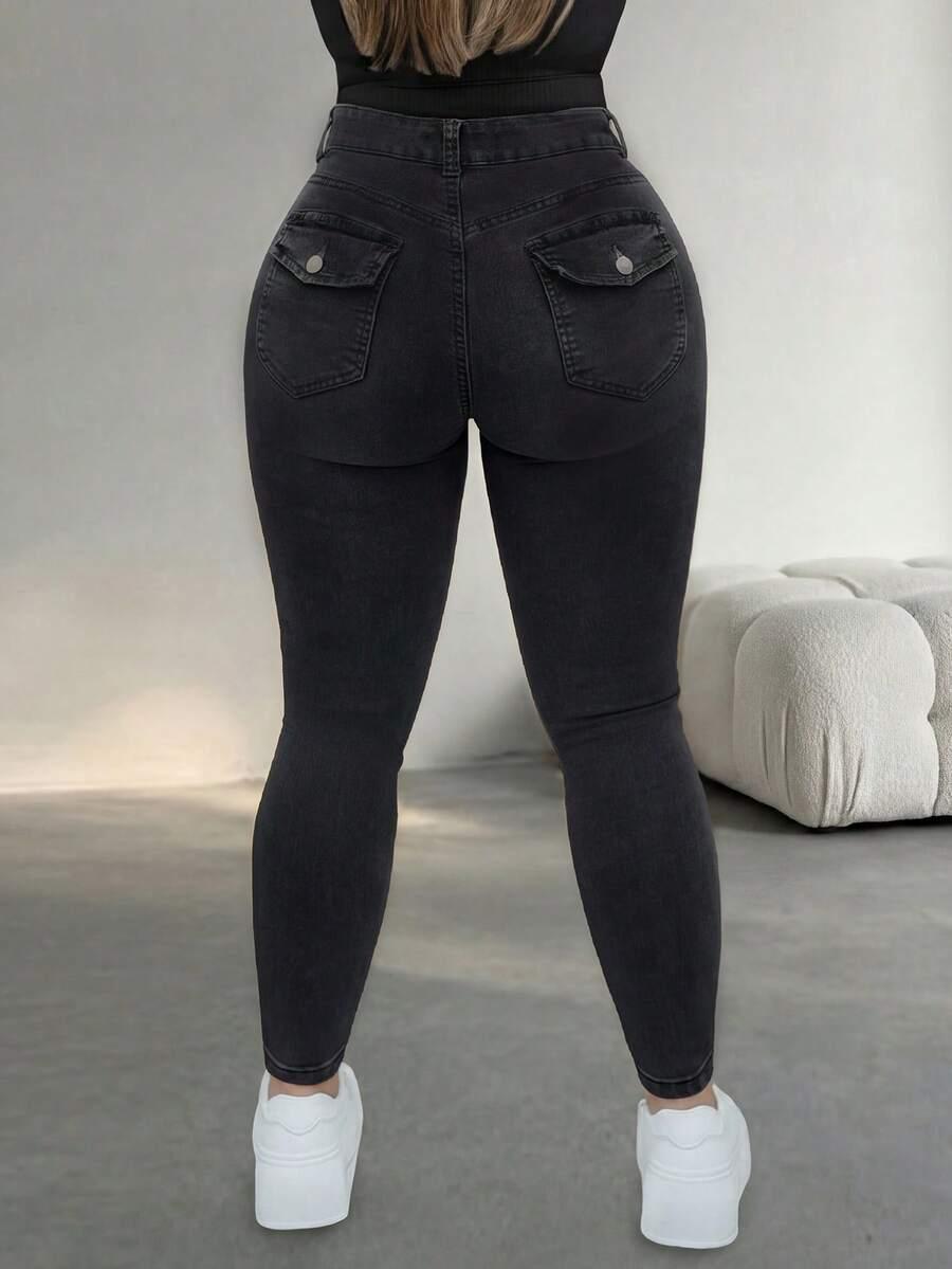 czarne spodnie jeans 