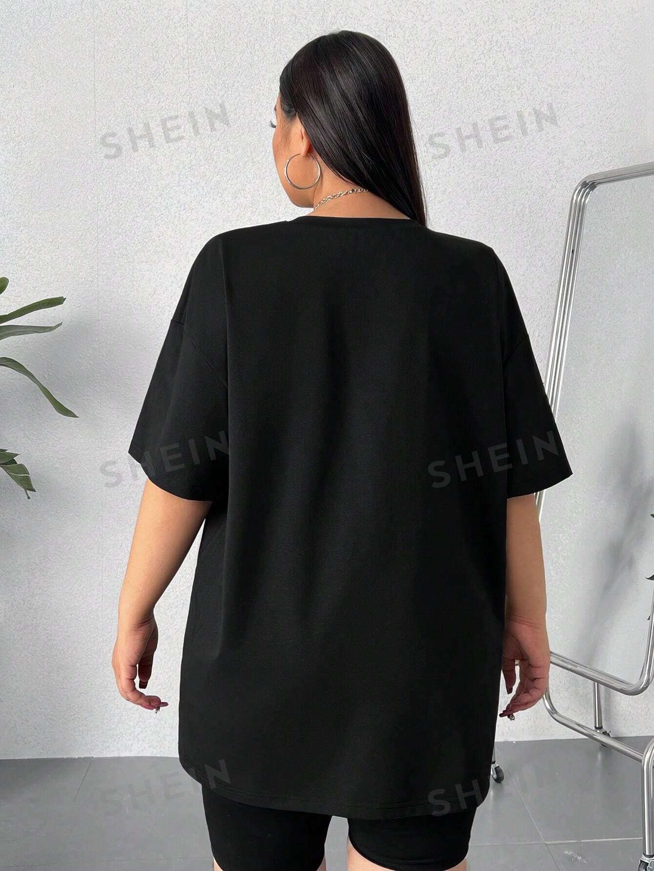 CZARNY LUŹNY T-SHIRT