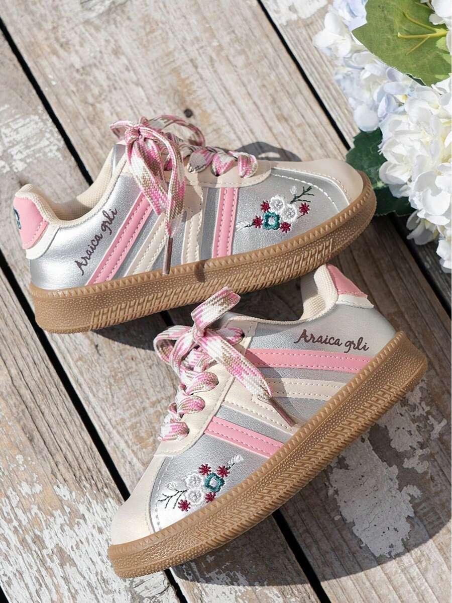 BUTY SPORTOWE SZNUROWANE 