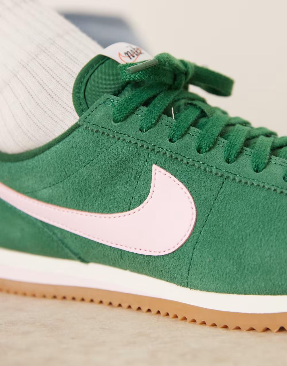 zielone buty sportowe zamsz  Cortez