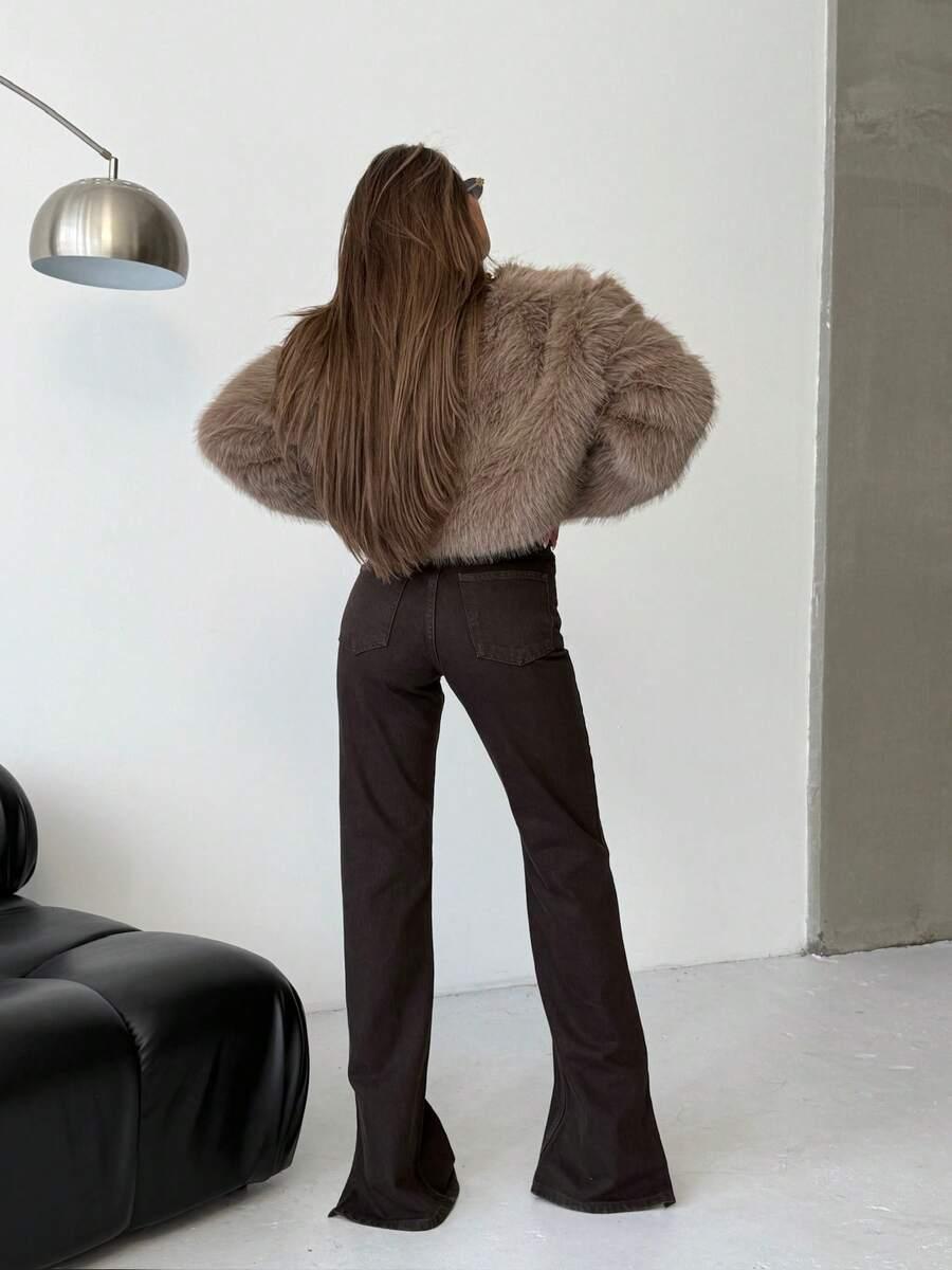 BRĄZOWE SPODNIE JEANS 