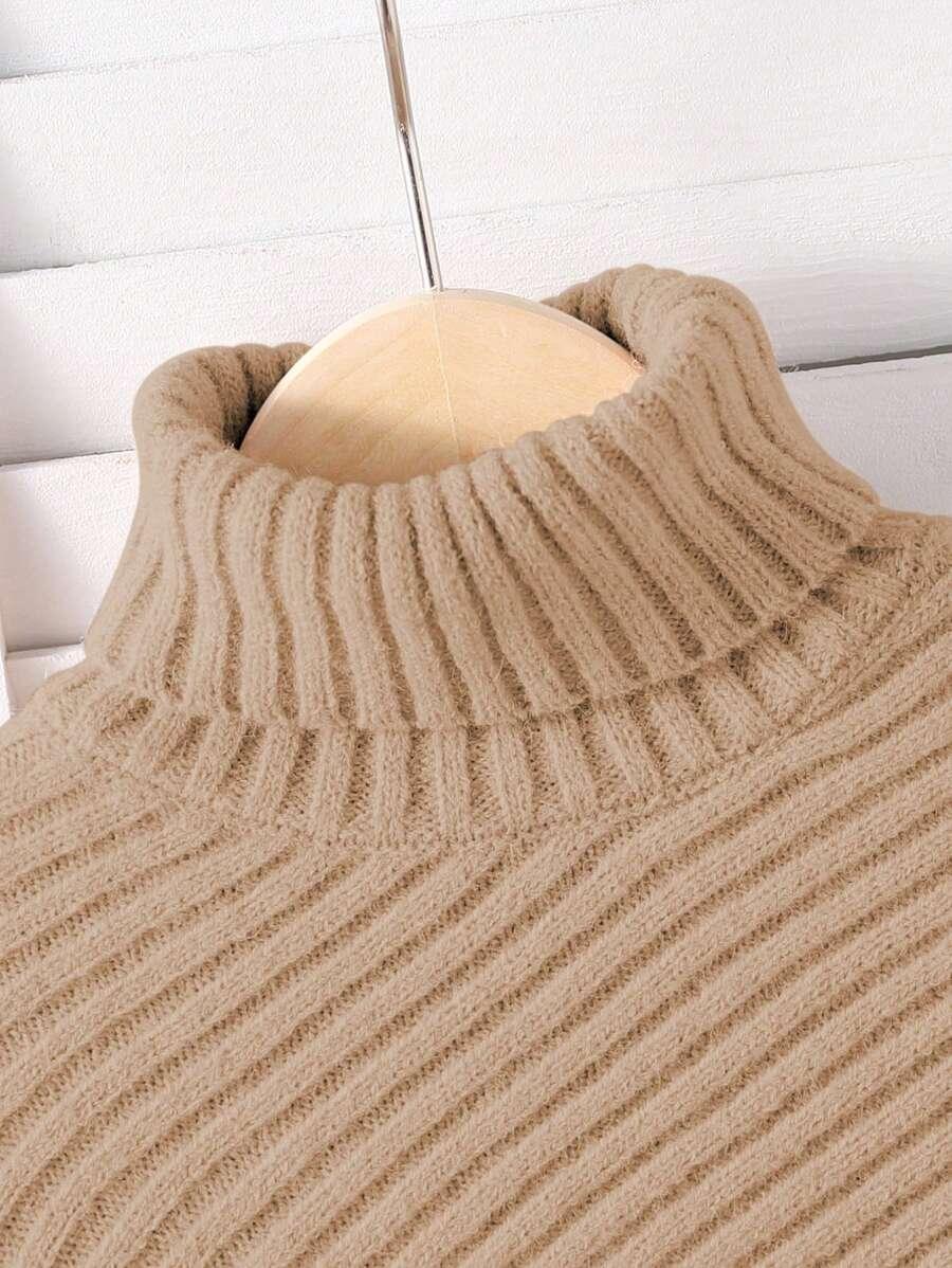beżowy sweter golf