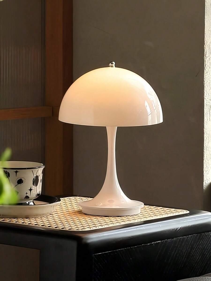 LAMPKA NOCNA LED
