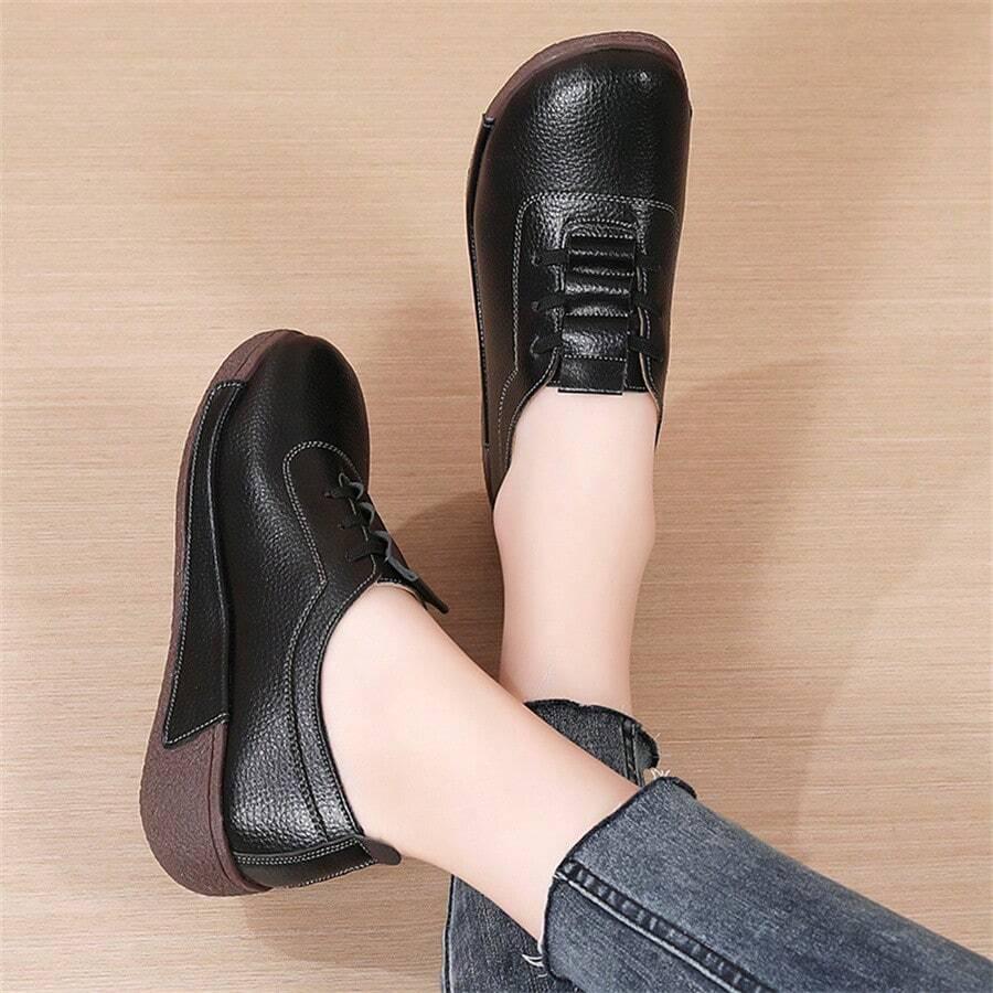 czarne buty sportowe