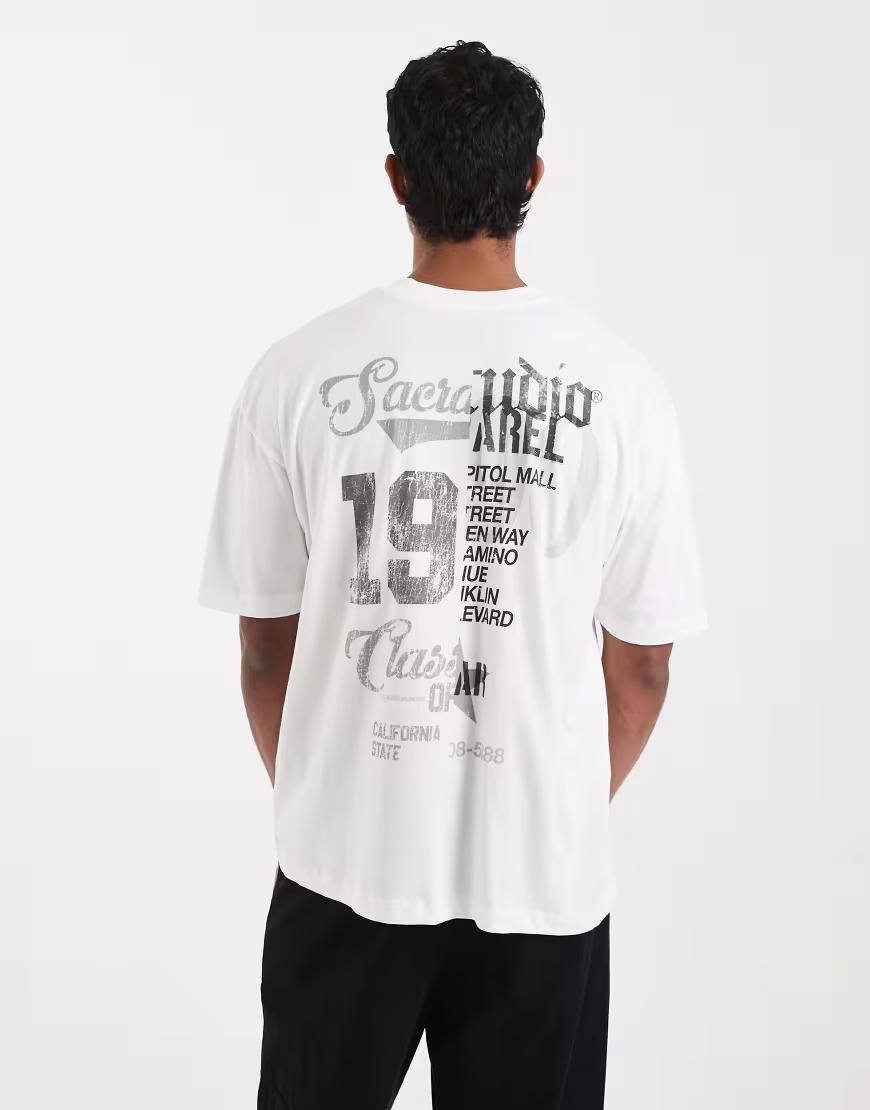 biały t-shirt nadruk