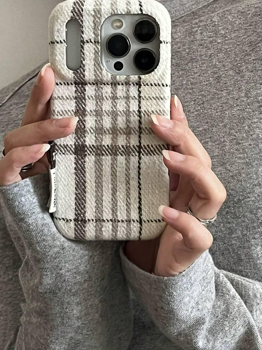 etui na telefon iphone 16 pro