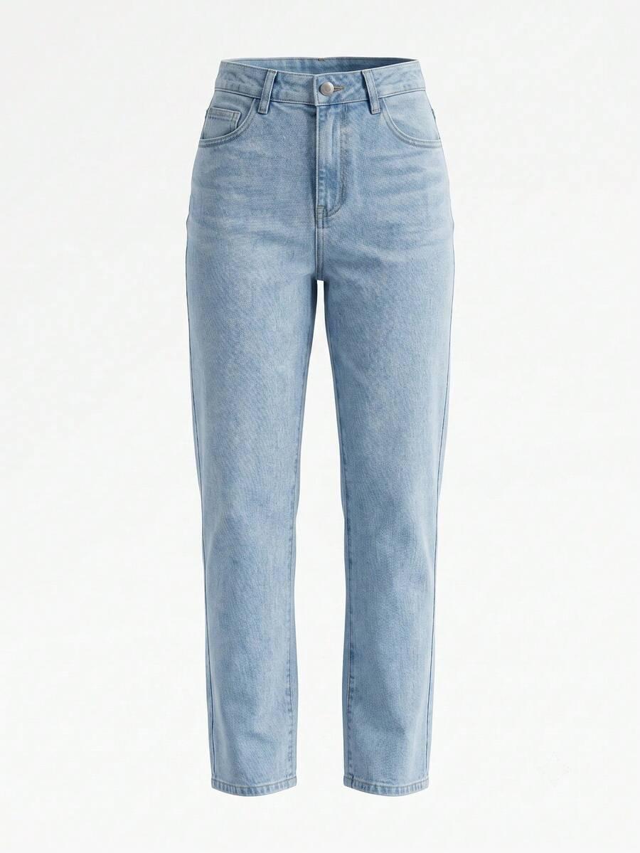 niebieskie spodnie jeans