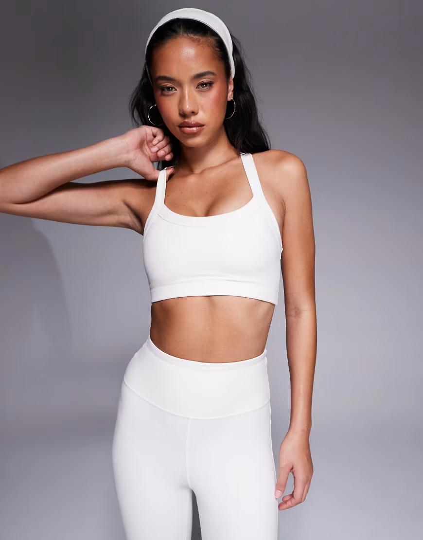 BEŻOWY SPORTOWY TOP 