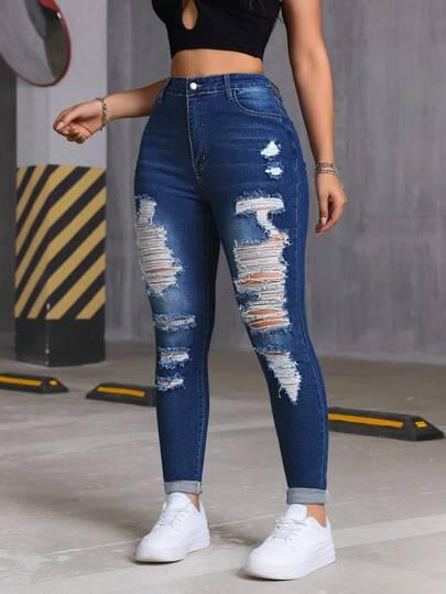 niebieskie jeansy rurki