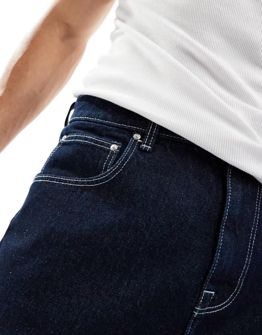 SPODENKI JEANSOWE PRZED KOLANO