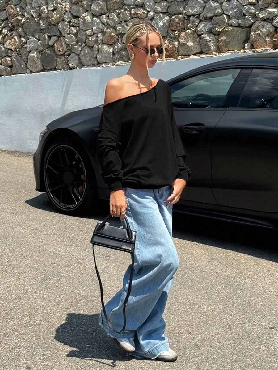 BLUZA Z ASYMETRYCZNYM DEKOLTEM