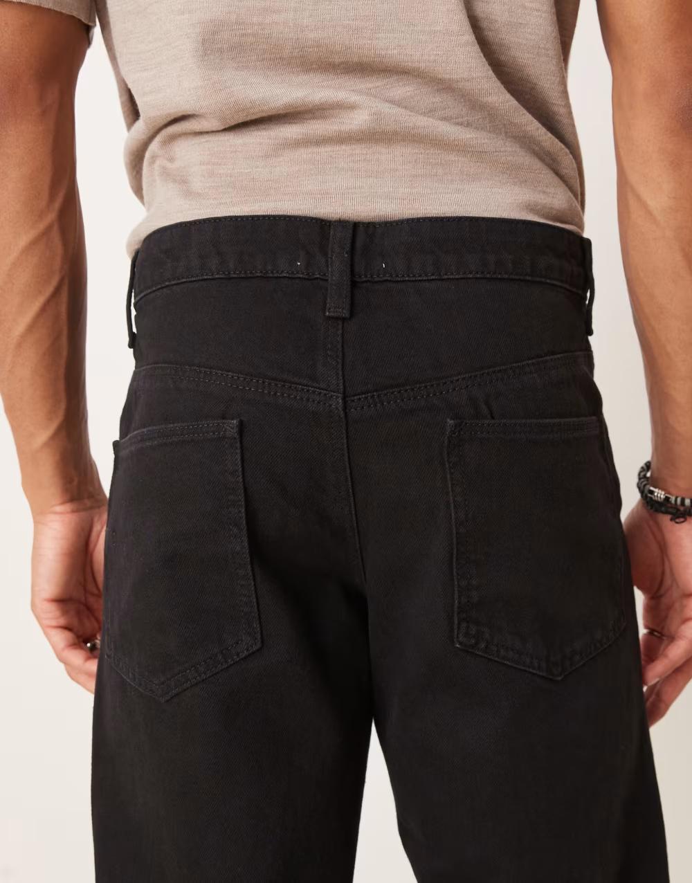 CZARNE SPODNIE JEANS zwężana nogawka