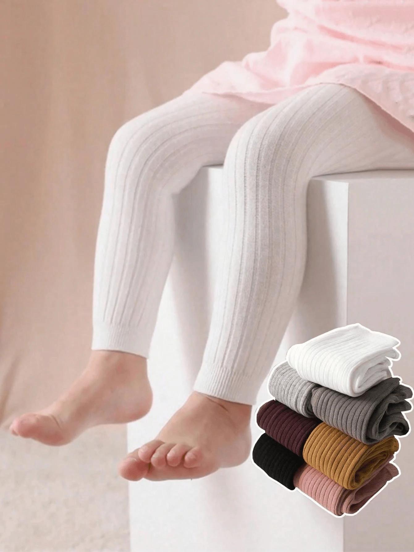 czarne legginsy tekstura