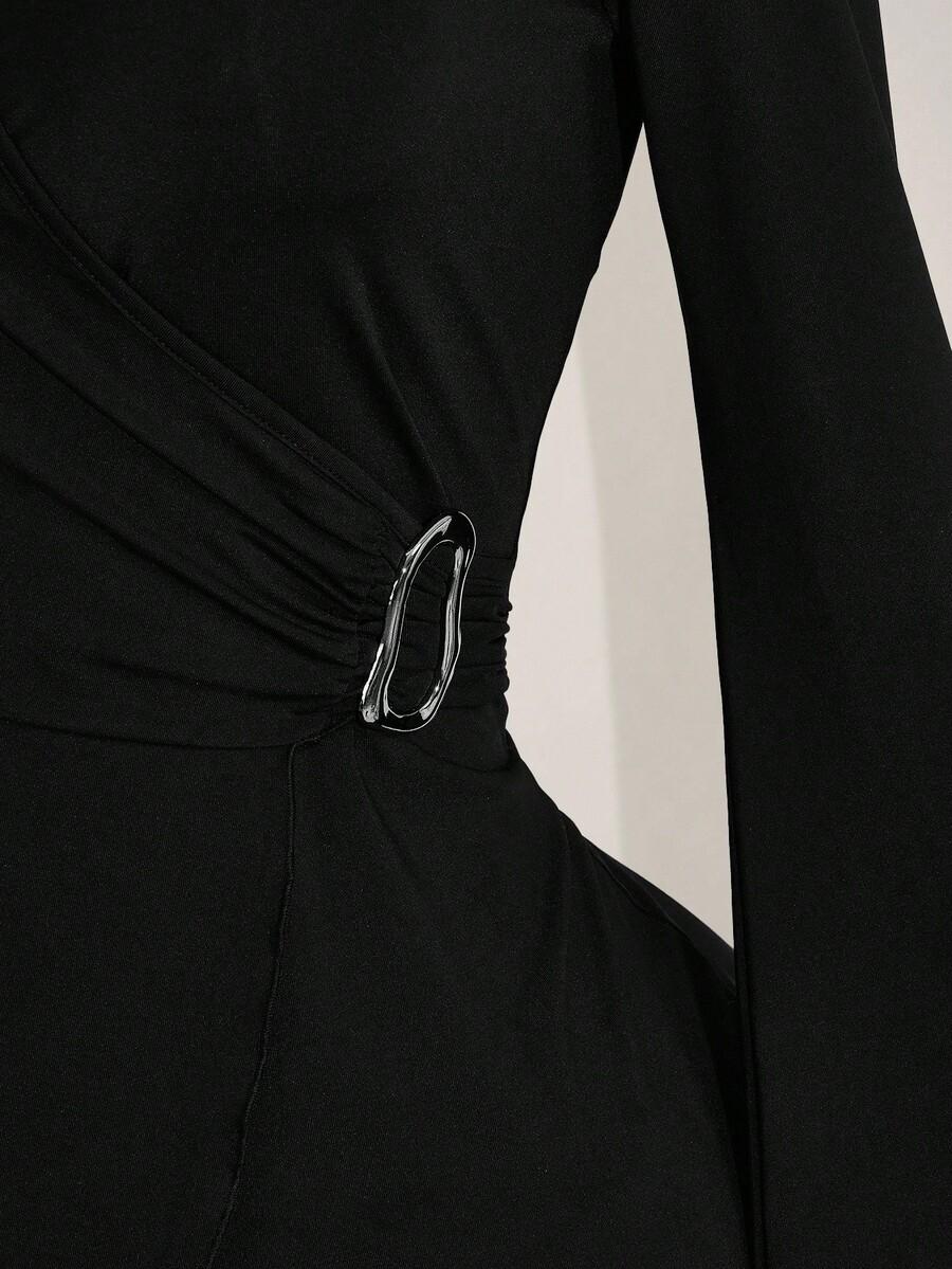 CZARNA MINI SUKIENKA V-NECK 
