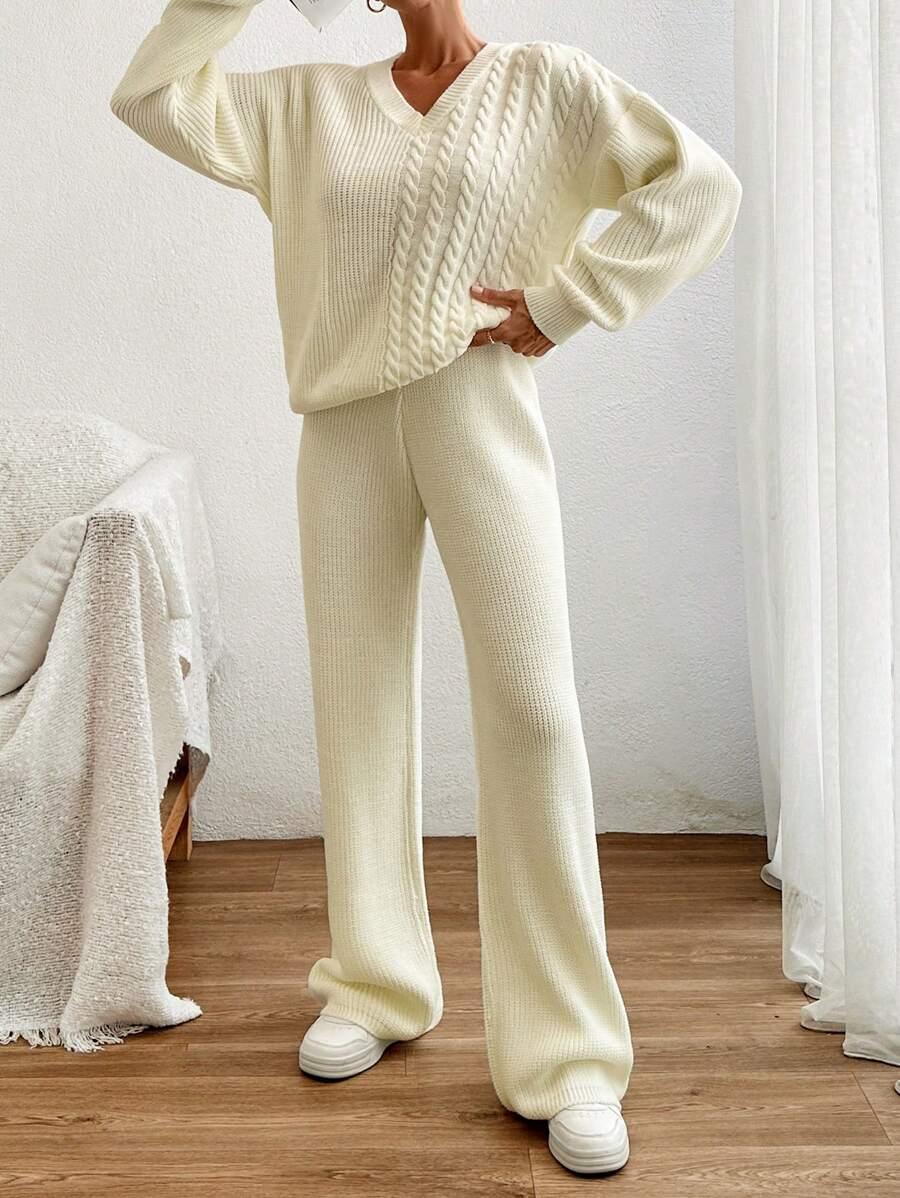 dzianinowy komplet sweter spodnie