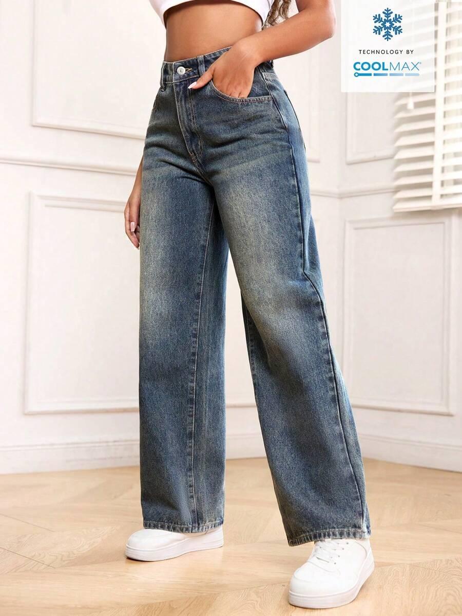 niebieskie spodnie jeans