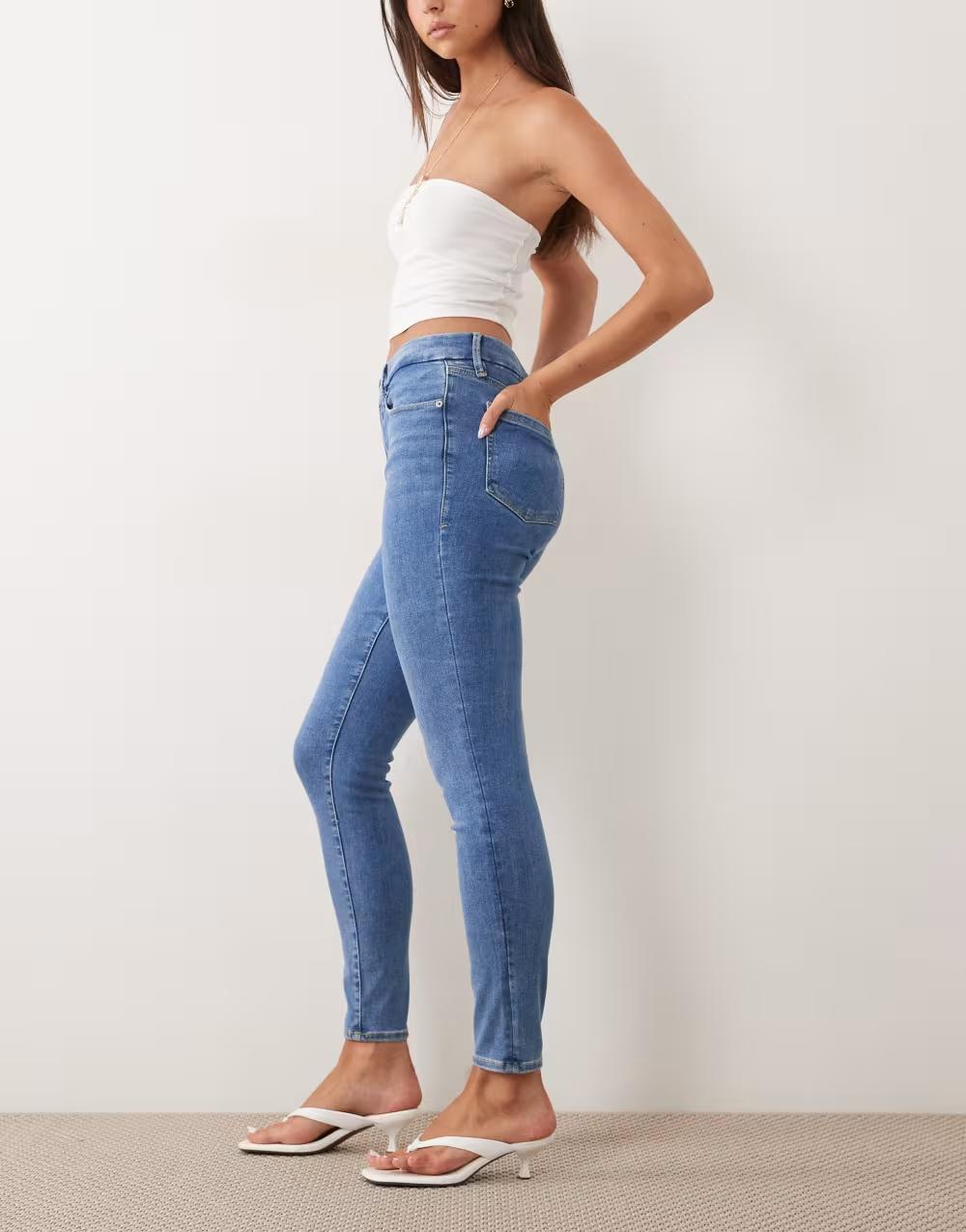 NIEBIESKIE SPODNIE JEANS KIESZENIE