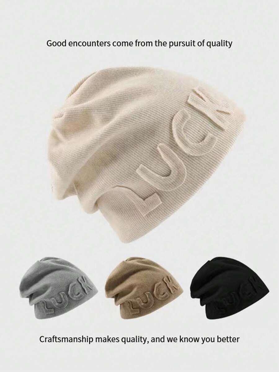 beżowa czapka beanie 