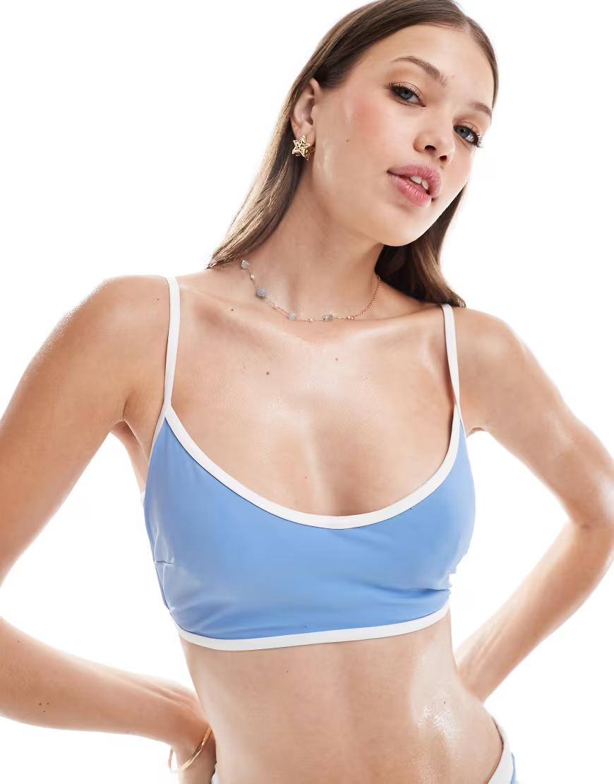 NIEBIESKA GÓRA OD BIKINI KONTRAST