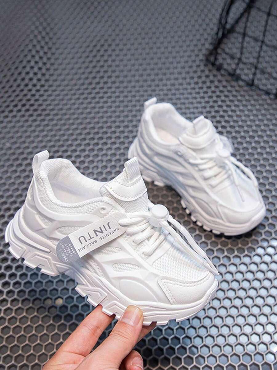 SZNUROWANE BUTY SPORTOWE