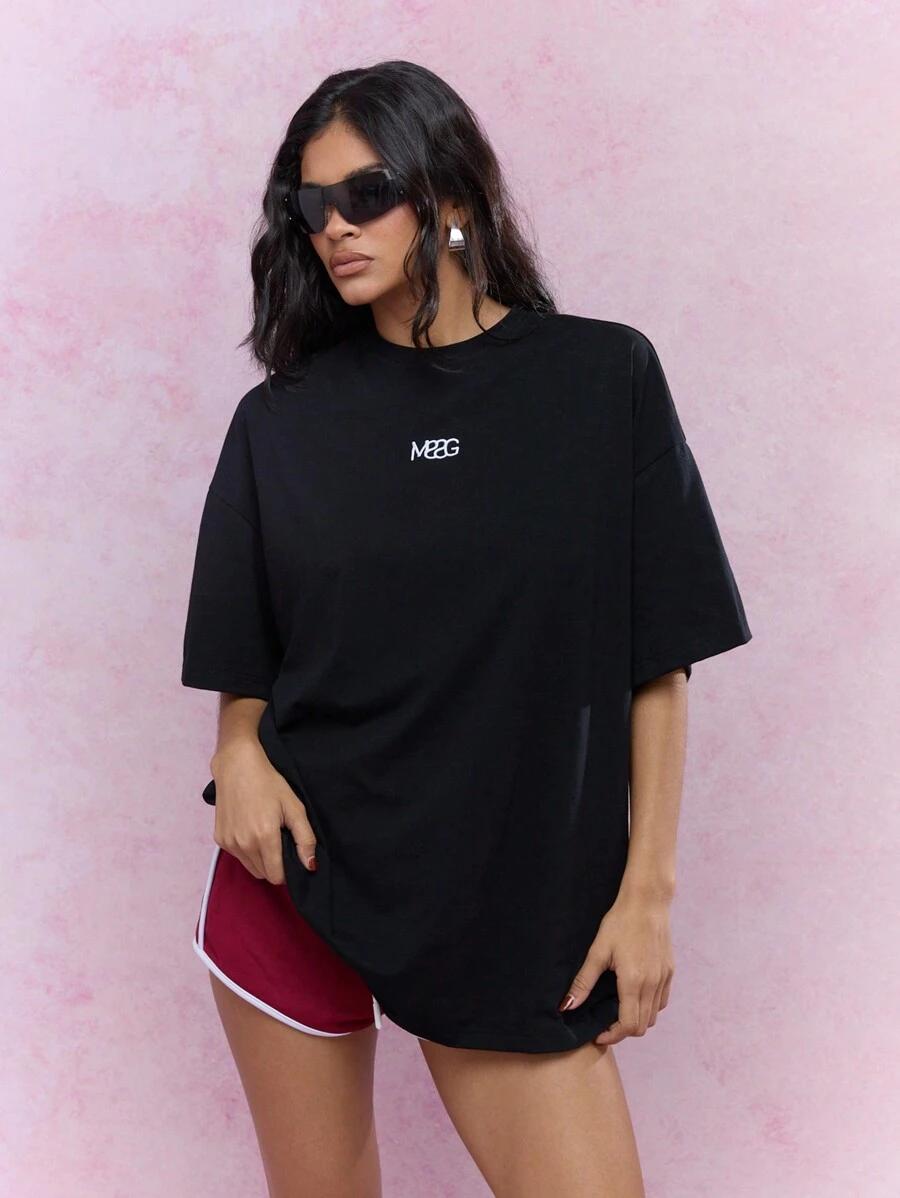 T-SHIRT Z HAFTEM