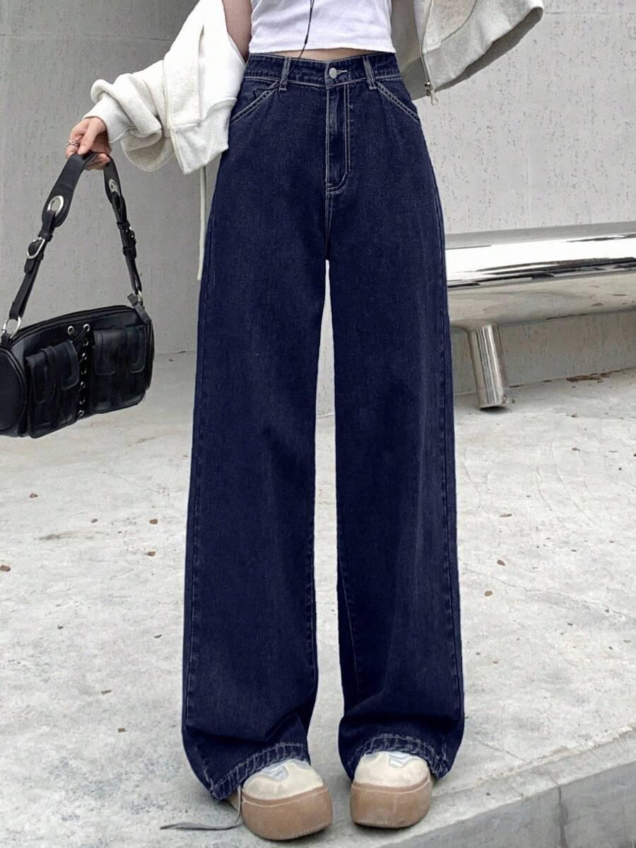 niebieskie spodnie jeans 