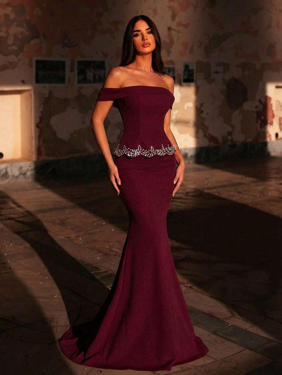 czerwona maxi sukienka