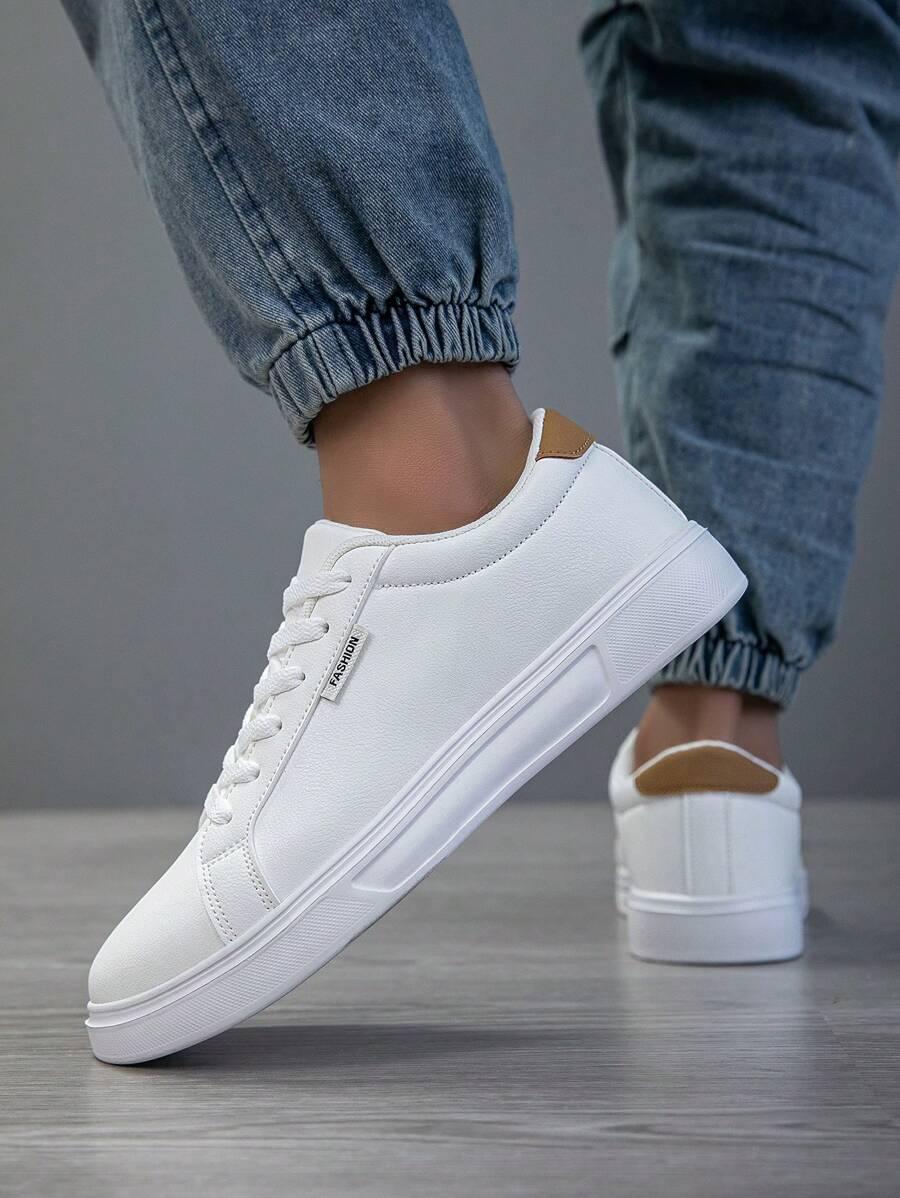 BIAŁE SZNUROWANE BUTY