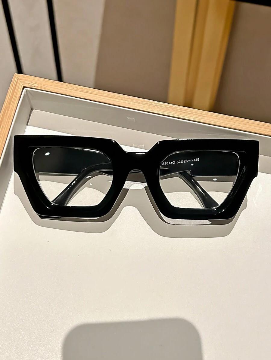 czarne okulary zeróki